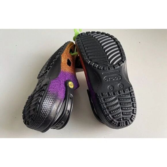 Crocs Disney Hocus Pocus Slip On Classic Clogs Sandals Jibbitz Women’s Sz 8 NEW - Picture 8 of 8
